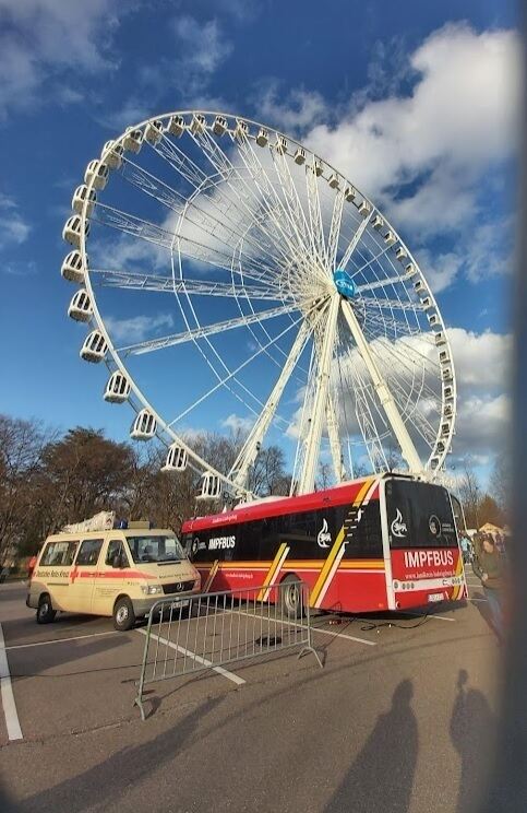 350_0008_2984028_Riesenrad_P_und_H_Weiss_2