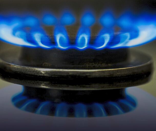 Verbraucher spüren bereits jetzt steigende Gaspreise. Wird es bald zu Engpässen kommen? Foto: dpa