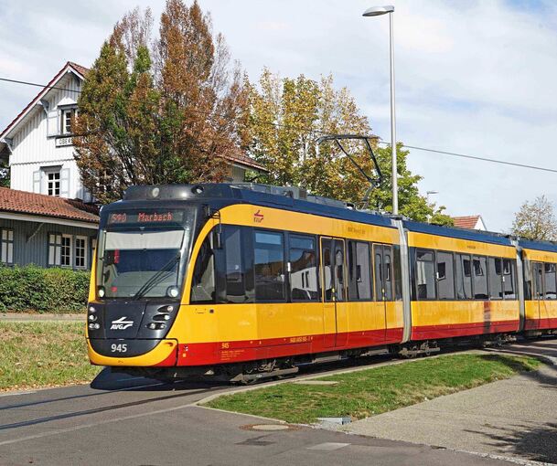 So könnte es aussehen, wenn die Bottwartalbahn rollt. Murr rechnet mit einer Realisierung in 15 bis 20 Jahren. Fotomontage: Bürgeraktion Bottwartal