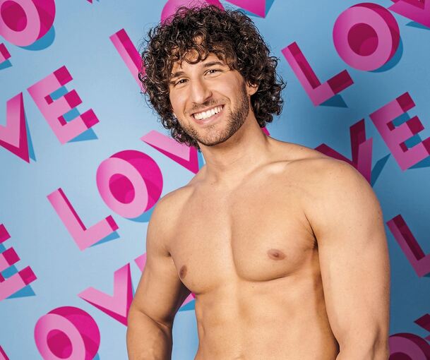 „Ich denke, dass ich optisch die eine oder andere auf jeden Fall ansprechen werde“: Adriano aus Schwieberdingen geht optimistisch in die siebte Staffel der Dating-Show „Love Island“, die am Montag startet. Foto: Thomas Reiner/RTLZwei