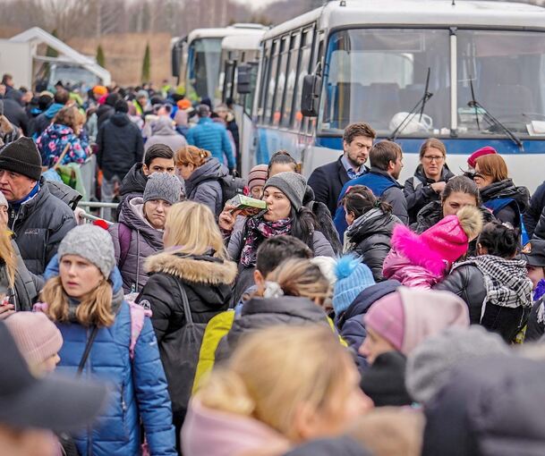 Millionen von Ukrainern sind auf der Flucht. Rund 150 sind inzwischen in Remseck angekommen. Foto: dpa