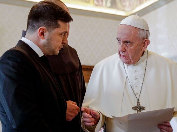Wolodymyr Selenskyj und Papst Franziskus