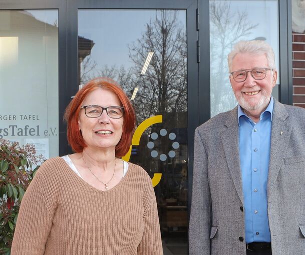 Anne Schneider-Müller und Horst Krank gehen nach viele erfolgreichen Jahren für die Tafel in den Ruhestand. Foto: Ramona Theiss