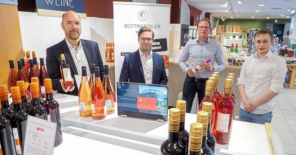 Die Erschließung neuer Märkte soll den Weinabsatz ankurbeln. Foto: Holm Wolschendorf