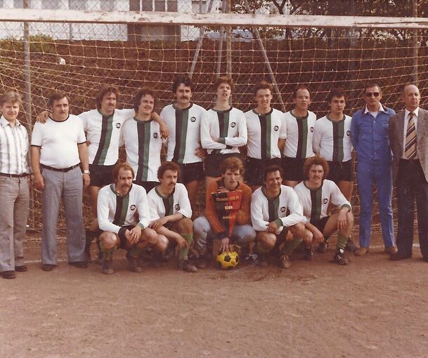 Vor allem Fußball wird bei der DJK gespielt: Hier die Mannschaft von 1979. Archivfoto: DJK/p