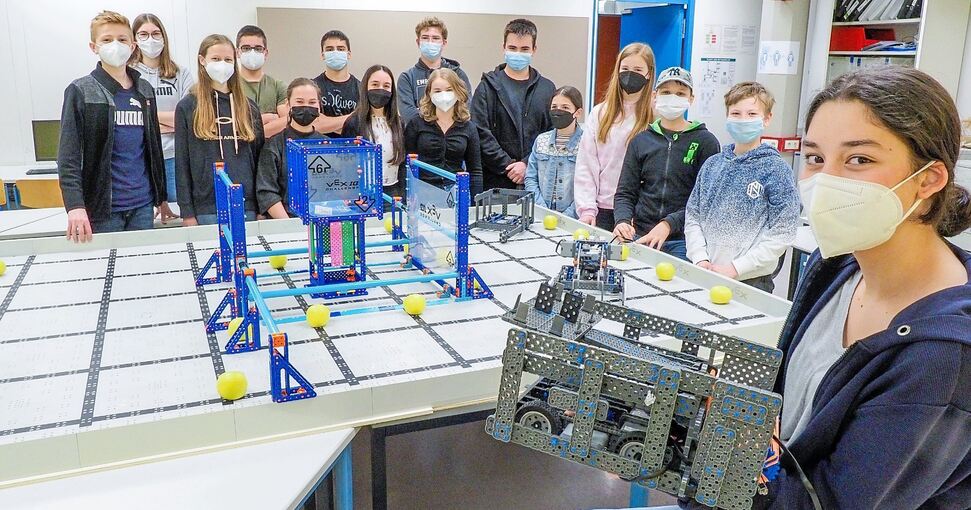 Äußerst erfolgreich sind die Teilnehmer der Robotik-Mint-AG von der Oscar-Paret-Schule. Foto: Holm Wolschendorf