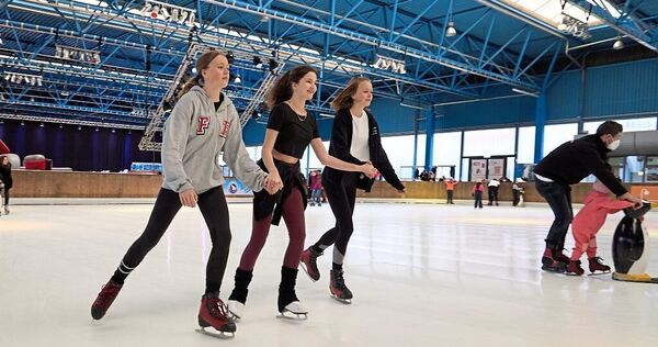 350_0008_3044376_2022_04_08_033_Andreas_Becker