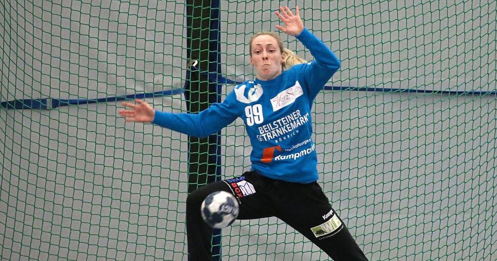 Starker Rückhalt ihres Teams: Jana Brausch von der SG Schozach-Bottwartal. Foto: Baumann