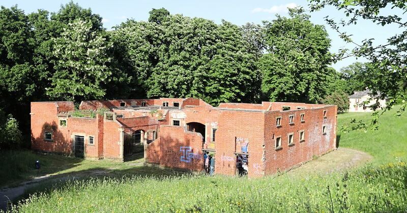 350_0008_3098947_18_05_22Theiss_152