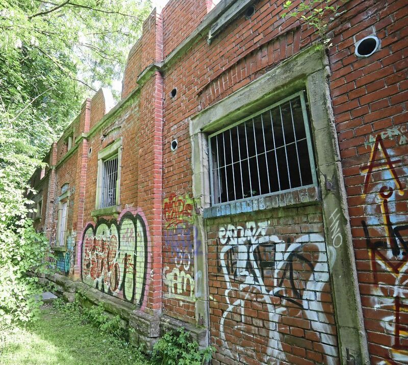 350_0008_3098951_18_05_22Theiss_156