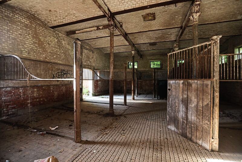 350_0008_3098967_18_05_22Theiss_169