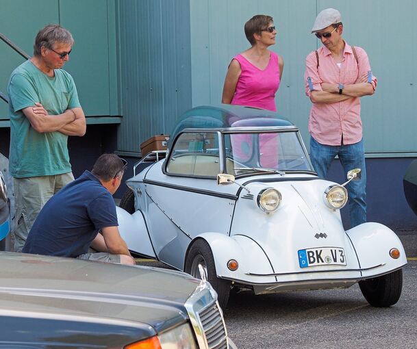 So klein und schon ein Auto: Die Oldtimer und Schlepper, die am Wochenende in Erdmannhausen gezeigt werden, ernten bewundernde Blicke.