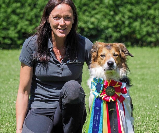 Echte Trophäensammler: Anne-Kathrin Weiß und Hitch...