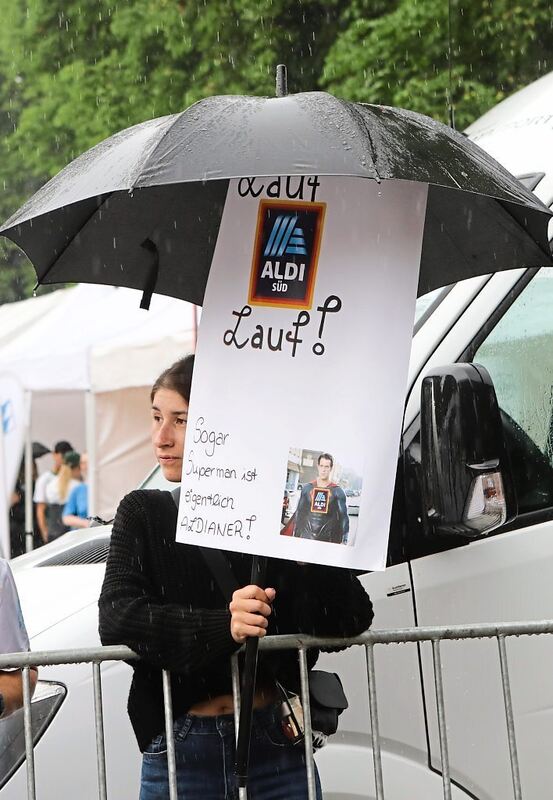 350_0008_3143278_22_06_22Theiss_57