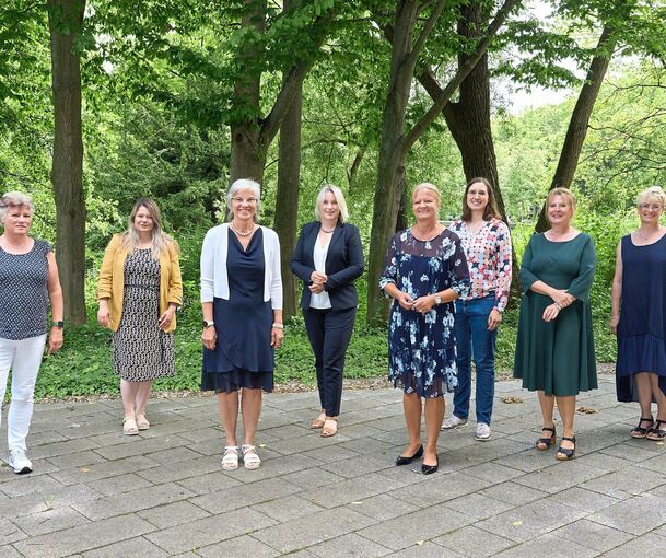 Rathauschefinnen aus dem Land kamen auf Einladung von Kornwestheims Oberbürgermeisterin Ursula Keck (3.v.l.) in den Kreis. Unter ihnen auch Dr. Astrid Loff, neue Bürgermeisterin von Schwaikheim. Fotos: Andreas Becker