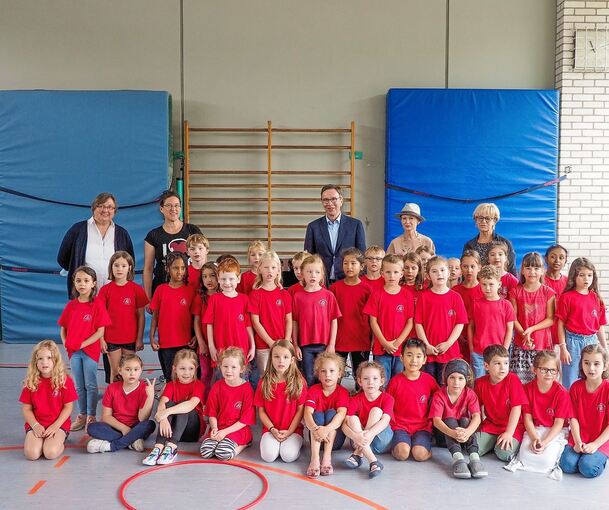 Besuch bei der singenden Grundschule, der einzigen in der Stadt. Foto: Holm Wolschendorf
