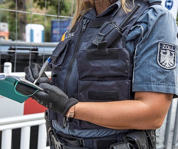 Das Hauptzollamt Heilbronn überprüft regelmäßig Unternehmen. Foto: IG BAU