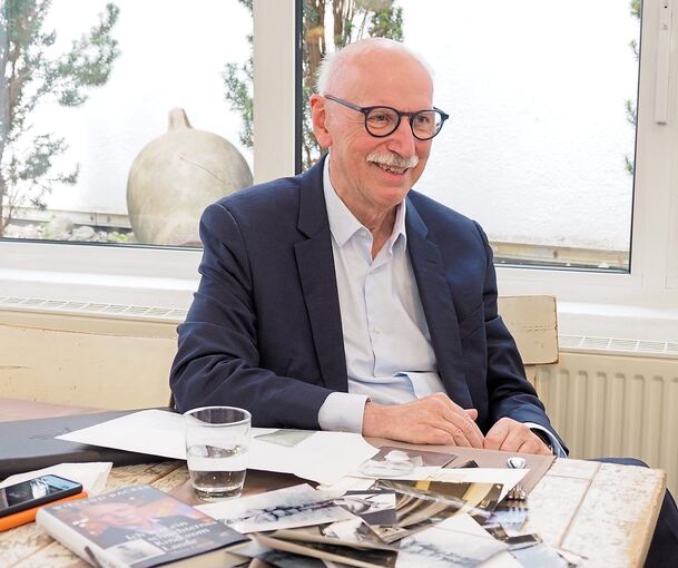 Mit seiner Biografie „Ich war ein schüchternes Kind vom Lande“ ging Wieland Backes 2021 in die Öffentlichkeit.Foto: Wolschendorf