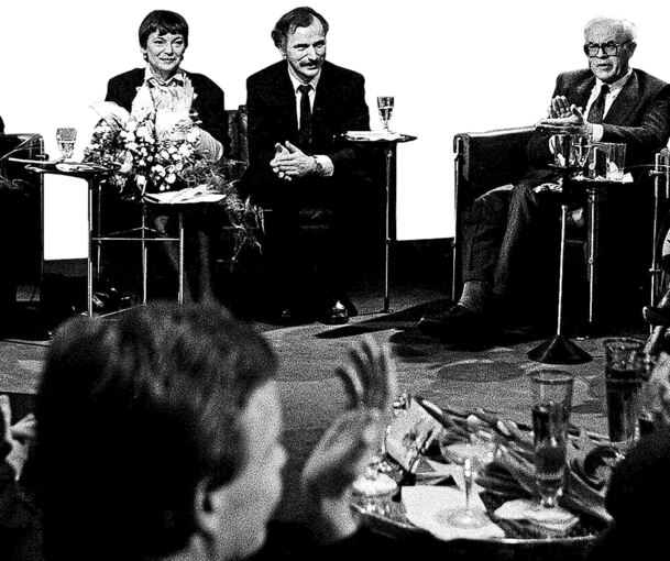 Das erste Nachtcafé: 1987 begannenWieland Backes‘ 27 Jahre Nachtcafé im Lust- und Jagdschlösschen Favorite.Foto: SWR