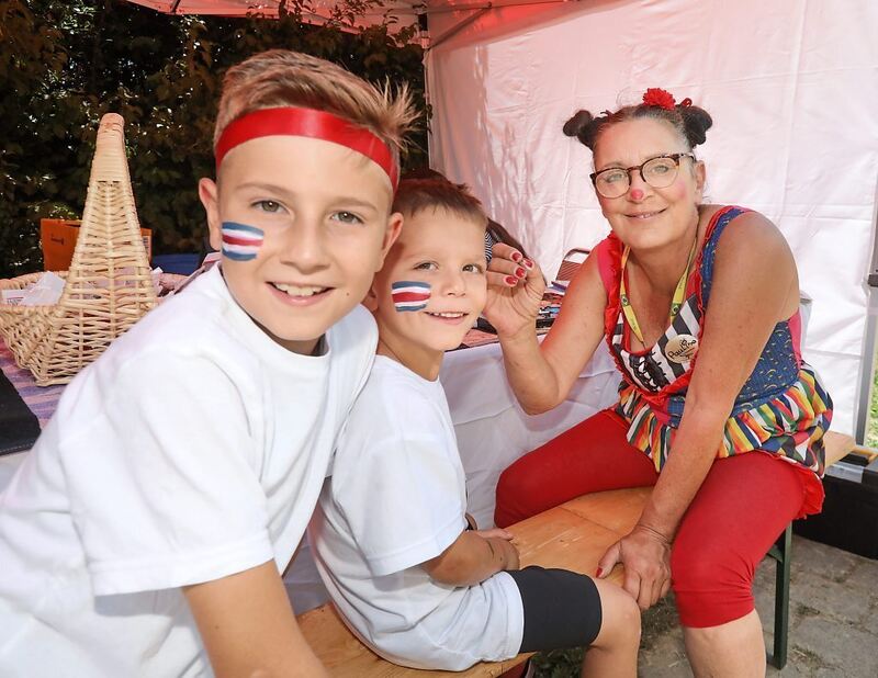 350_0008_3165555_09_07_22Theiss_74