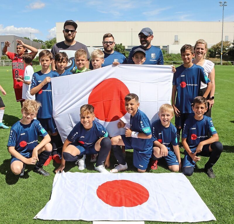 350_0008_3165587_09_07_22Theiss_39