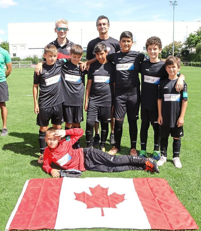 350_0008_3165589_09_07_22Theiss_41