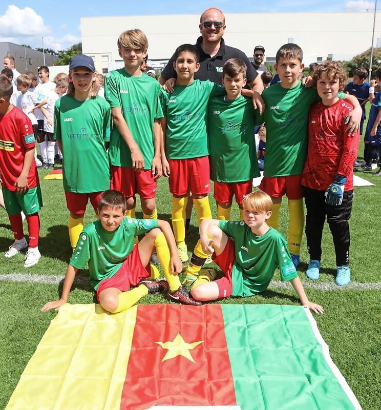 350_0008_3165591_09_07_22Theiss_49