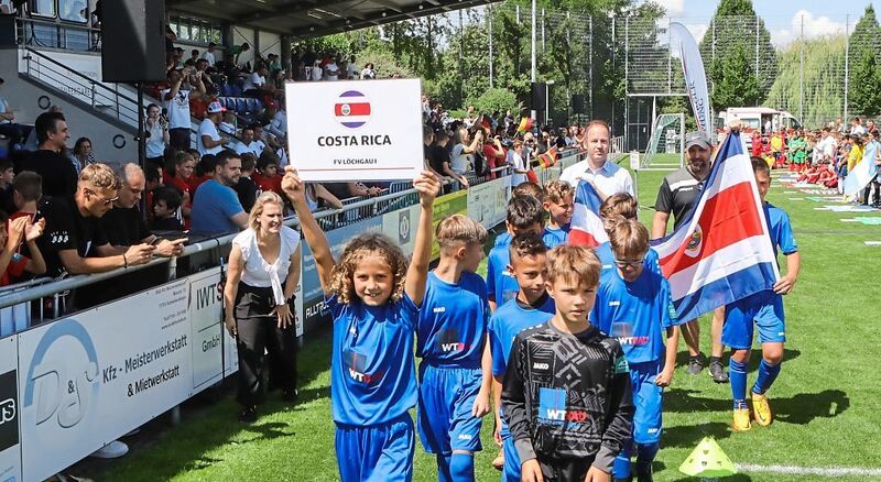 350_0008_3165595_09_07_22Theiss_36