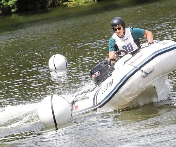 Rennatmosphäre auf dem Neckar. Der MBC Benningen richtete am Wochenende die Jugendlandesmeisterschaften aus. Fotos: Ramona Theiss