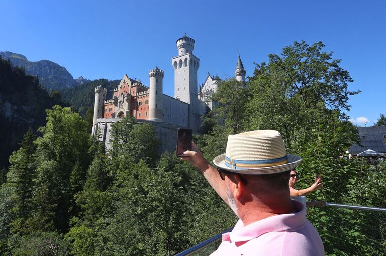 Restaurierung des Thronsaals von Schloss Neuschwanstein Restaurierung des Thronsaals von Schloss Neuschwanstein