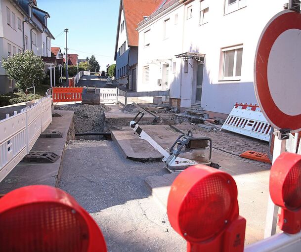 Die aktuellen Bauarbeiten in der Schiller- und Kelterstraße. Foto: Alfred Drossel