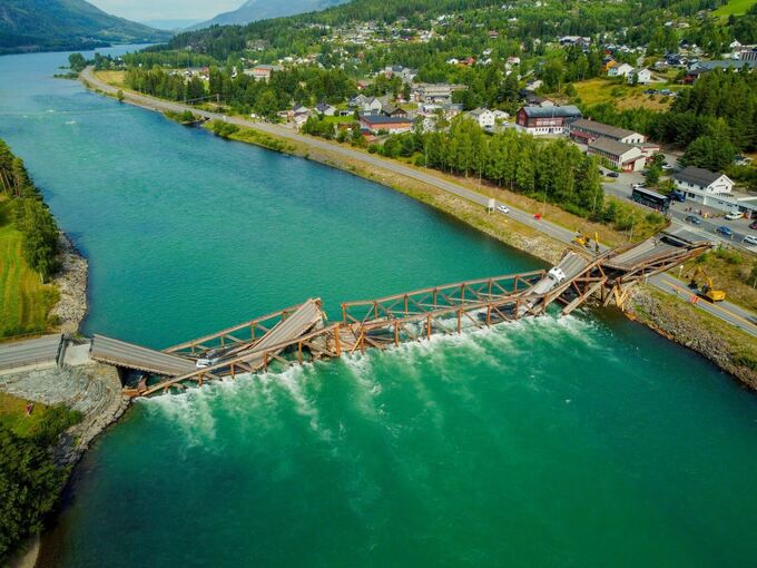 Eingestürzte Brücke Eingestürzte Brücke