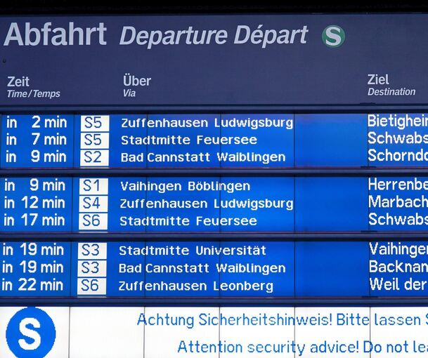 In Stuttgart kommt es weiter zu Störungen der S-Bahnen. Es gibt aber Verbesserungen.Symbolbild: JCG - stock.adobe.com