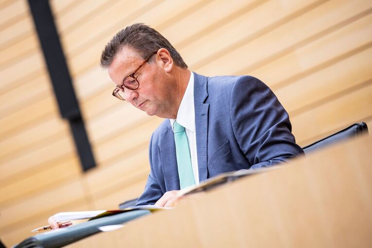 Peter Hauk Peter Hauk