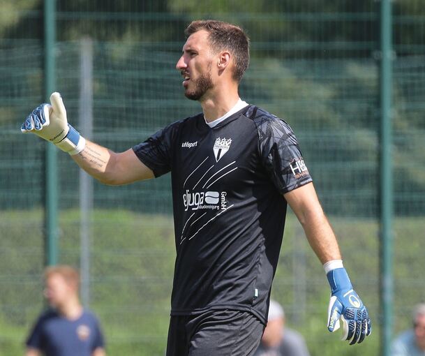 Mit ihm kehrt die Erfahrung zurück: SGV-Keeper Niclas Heimann. Foto: Baumann