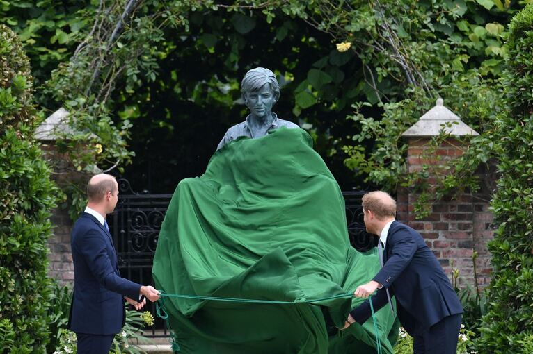 Denkmal für Prinzessin Diana Denkmal für Prinzessin Diana