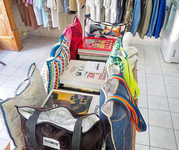 Mittlerweile verkauft Christopher Herrmann auch Taschen.