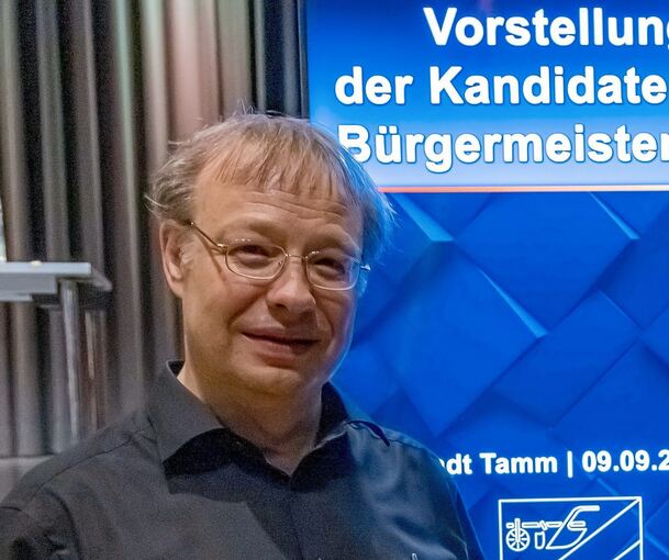 Und zuguterletzt Ulrich Raisch, Musikpädagoge aus Stuttgart, der sich schon bei vielen Bürgermeisterwahlen beworben hat.