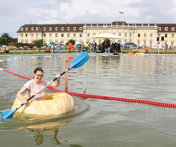 In den Kürbis, fertig, los! In Ludwigsburg findet wieder die Kürbisregatta statt.