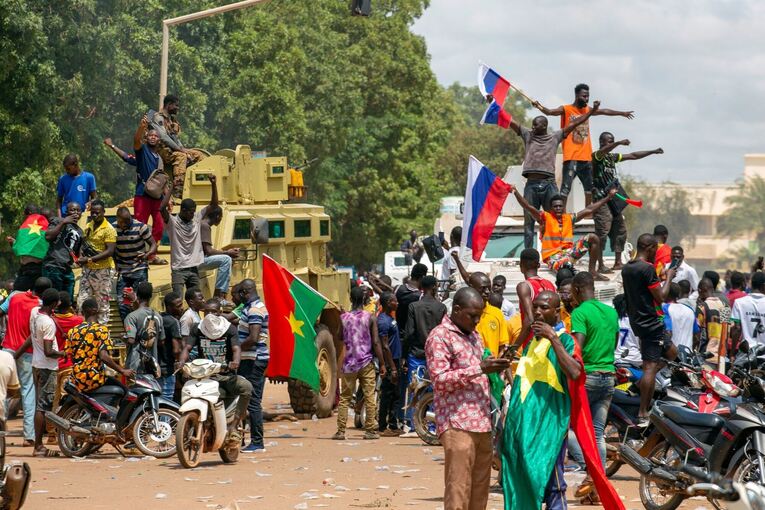 Nach Putsch in Burkina Faso Gestürzter Präsident gibt auf