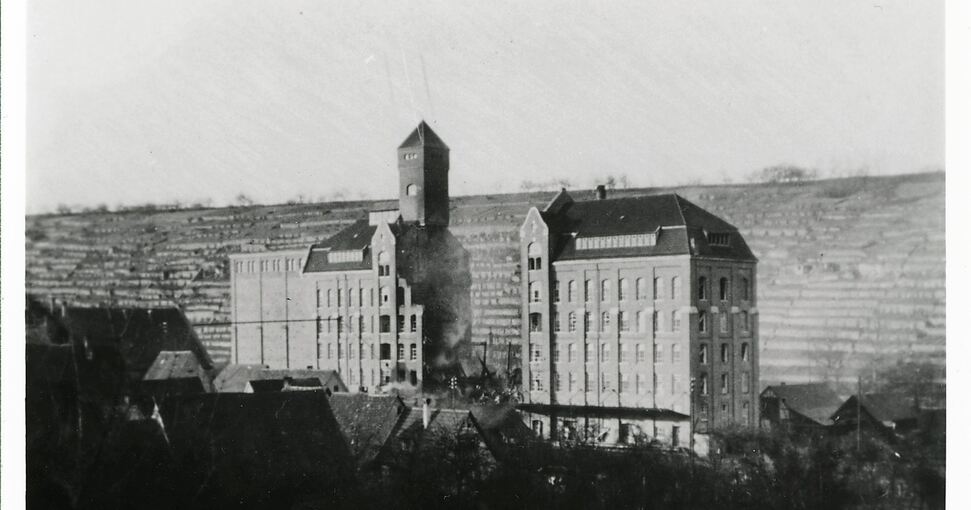 Die Rommelmühle in Bissingen nach dem großen Brand im Jahr 1930.Fotos: Stadtarchiv Bietigheim-Bissingen