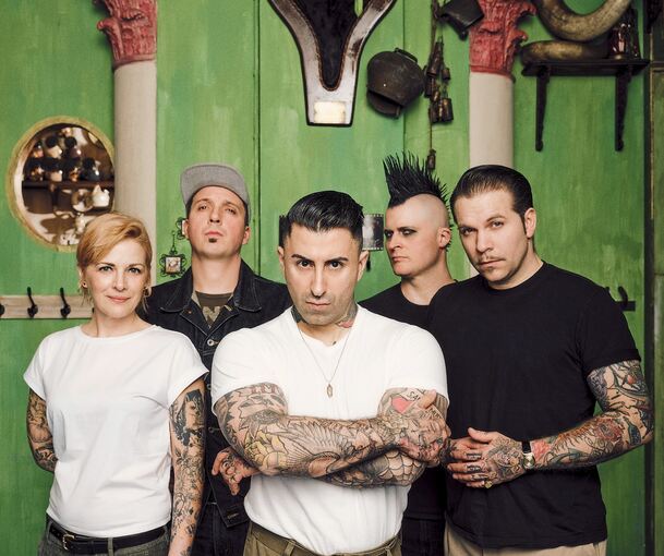 Startklar: Die Broilers. Foto: Domenik Broich/p