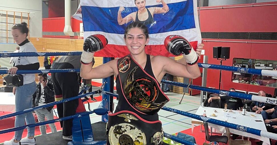 Deniz Batinli aus Asperg Plötzlich BoxWeltmeisterin in zwei