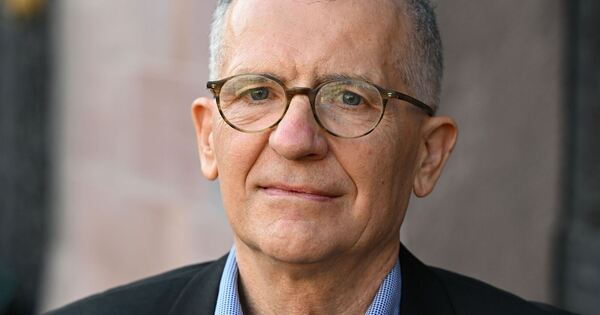 Jan Factor přebírá literární cenu Wilhelma Raabeho