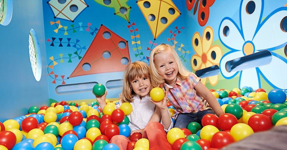 Auch der Spaß im bunten Bällebad ist jetzt bald vorbei. Archivfoto: Ravensburger Kinderwelt