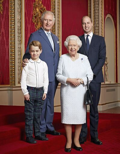 Gruppenbild mit der Queen Gruppenbild mit der Queen