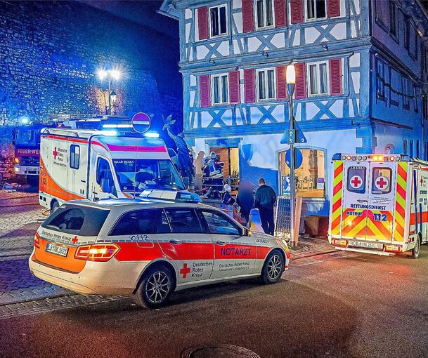 Wegen eines Gasalarms ist ein Großaufgebot an Rettungskräften in der Besigheimer Bügelestorstraße. Foto: KS-Images.de/Patrick Rörig