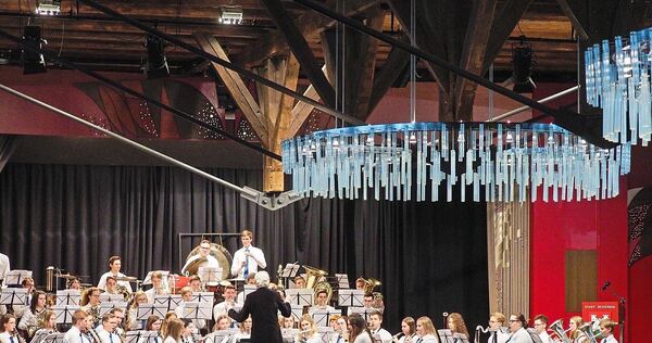 Die Alte Kelter in Besigheim, hier bei einem Neujahrskonzert des Kreisjugendorchesters: Die neue Gebührenstruktur soll die Stadthalle attraktiver machen.