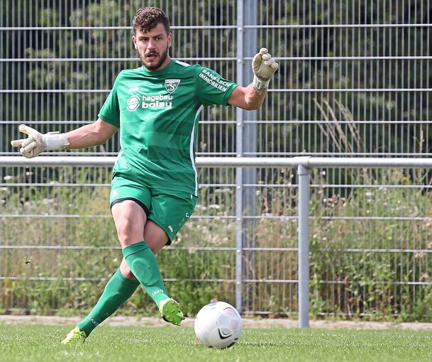 Torwart Kerim Redzepovic kommt von der SKV Rutesheim zum VfB Neckarrems. Foto: Baumann