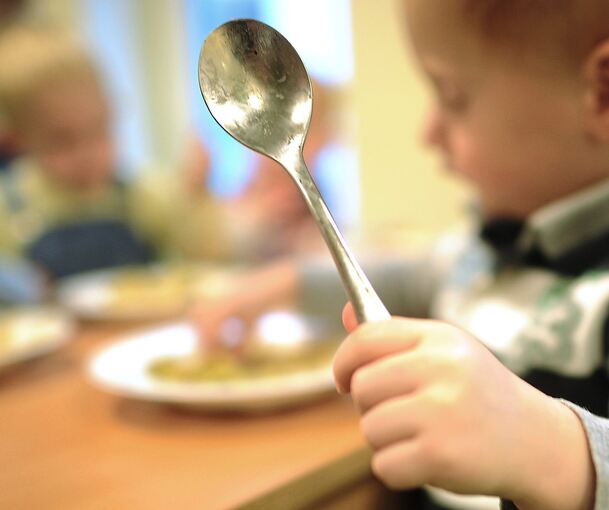 In Bietigheim-Bissingen gibt es auch künftig das Mittagessen für die Kitas von einem Nürnberger Caterer. Deutlich problematischer hingegen war die Suche nach einem Dienstleister für die Schulen sowie die Reinigung städtischer Gebäude.